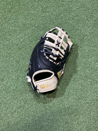 2025 Wilson A2000 Baseball Classics Series 1679 12.5" Baseball First Base Mitt