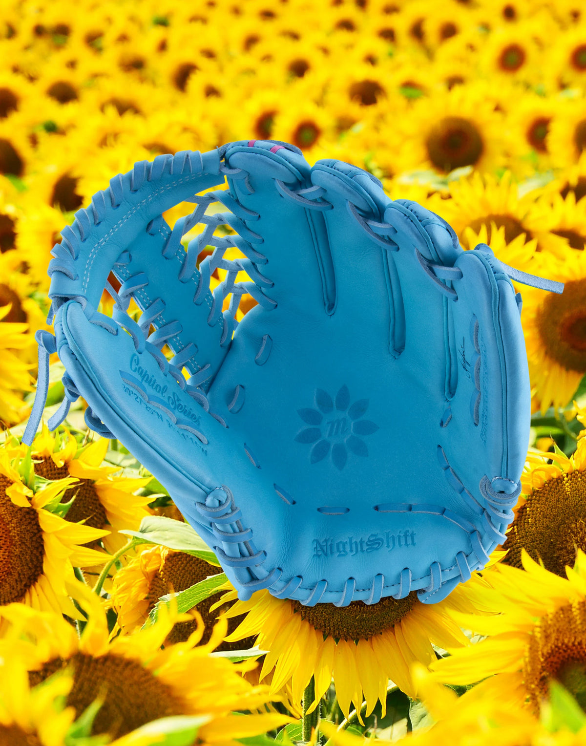 Marucci Nightshift Lorenz 12.5" RHT Outfield Fastpitch Glove