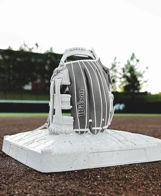 Wilson A1000 IF12 12” Infield Fastpitch Softball Glove