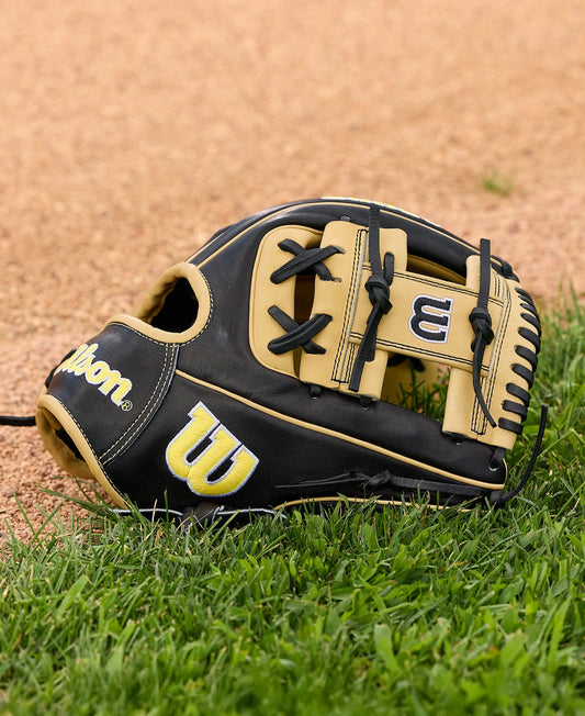 2026 A2000® Classics Series 1786 11.5” Infield Baseball Glove