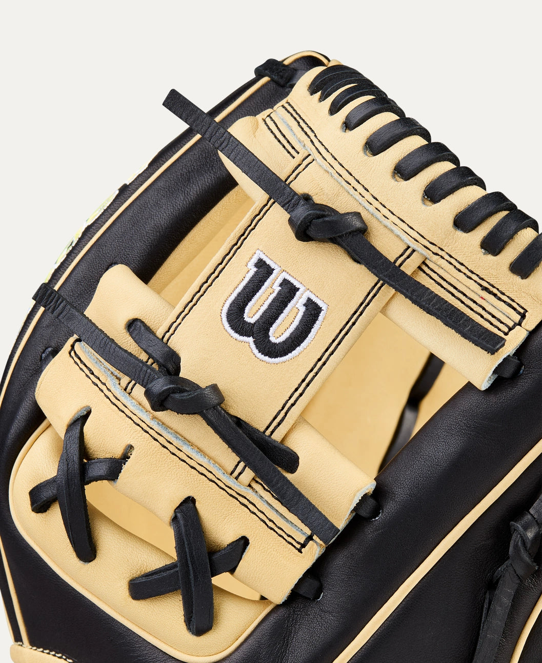 2026 A2000® Classics Series 1786 11.5” Infield Baseball Glove