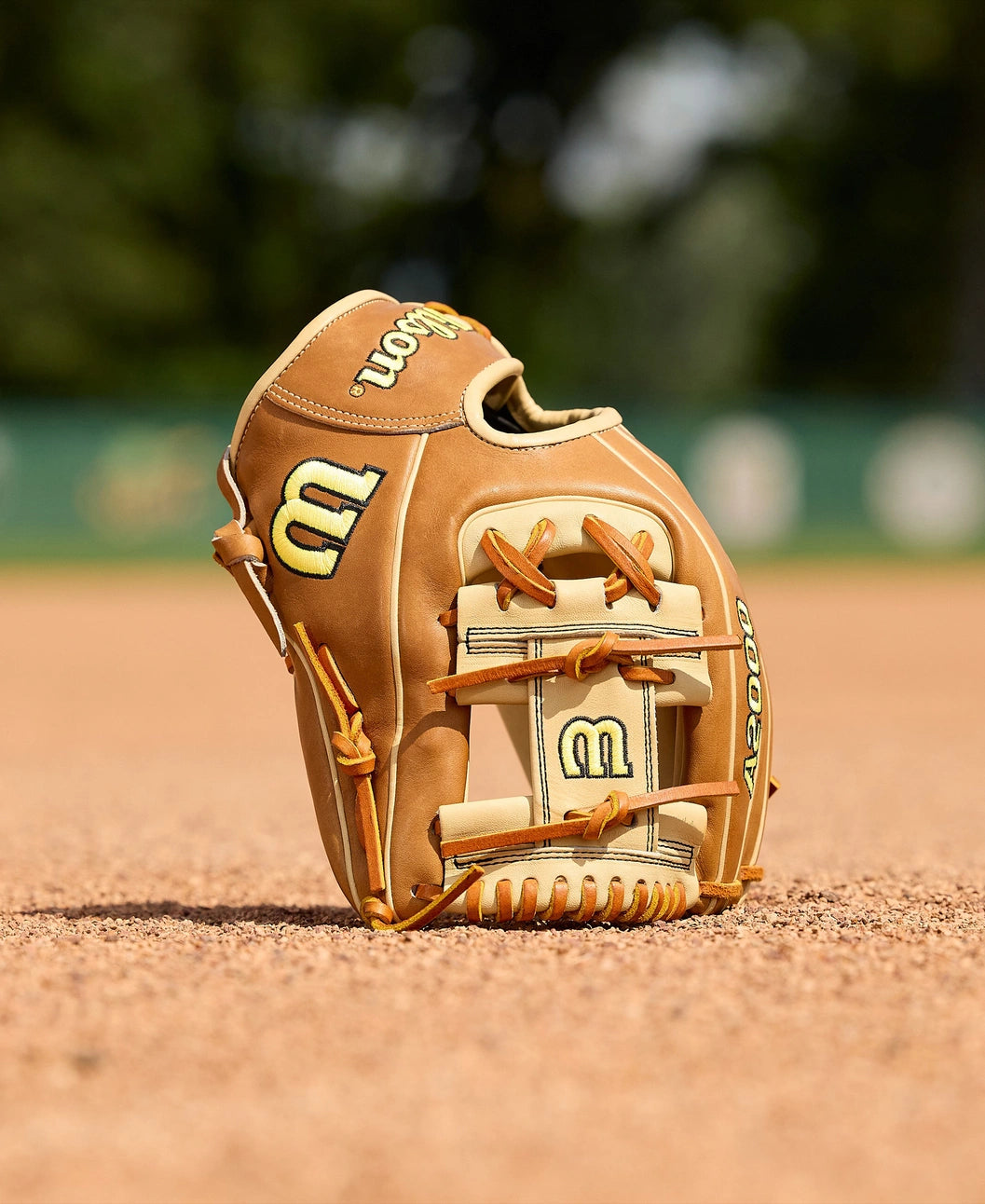 2026 A2000® Classics Series 1786 11.5” Infield Baseball Glove
