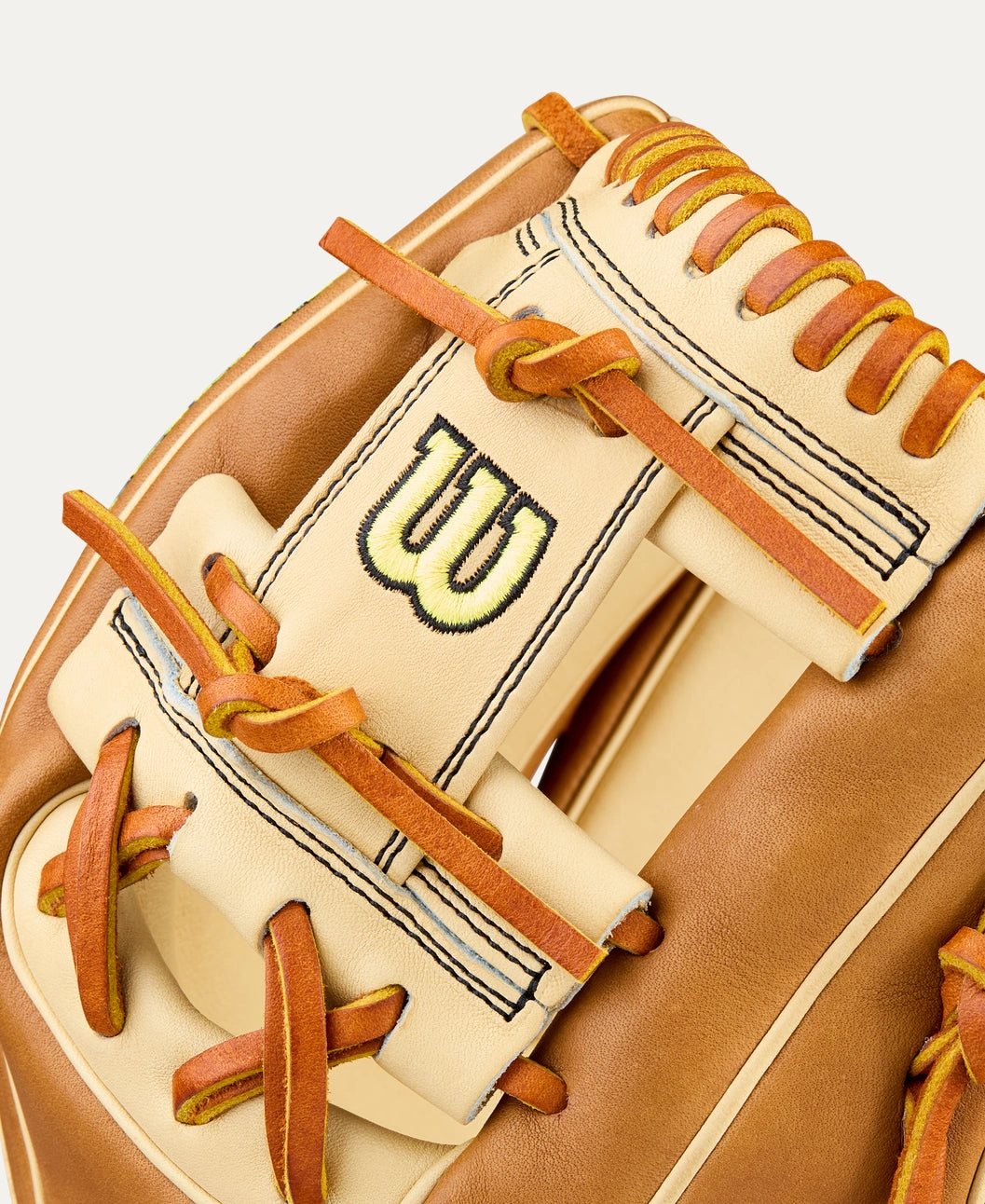 2026 A2000® Classics Series 1786 11.5” Infield Baseball Glove