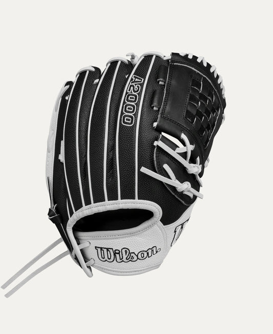 2025 Fastpitch Classics Series Wilson A2000 P12SS 12" Pitcher's Fastpitch Glove